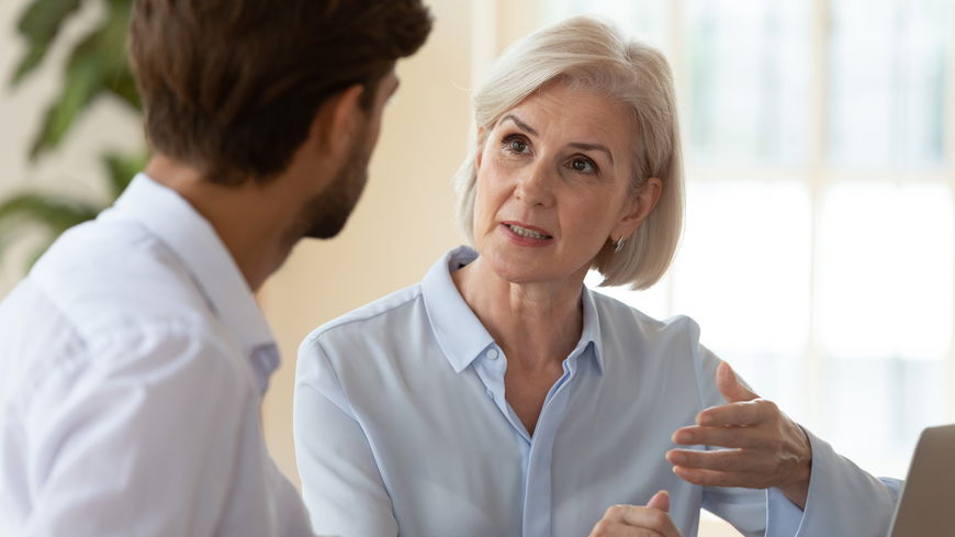 5 Sätze, die dich bei Arbeitskollegen unsympathisch machen