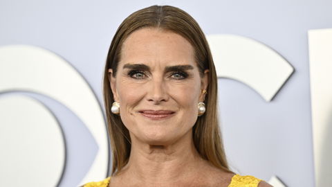 Brooke Shields: Hier spricht sie offen über ihre ungefragte Intim-OP