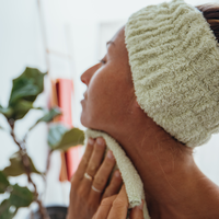 SO oft solltest du dein Handtuch wirklich wechseln – laut Dermatologin