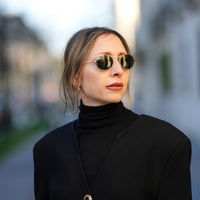 Straight Brows: Diese Augenbrauen lassen dich 10 jünger aussehen