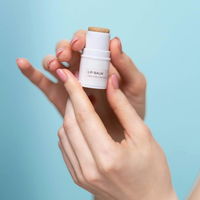 Dein Lip Balm sollte jetzt unbedingt DIESEN Wirkstoff haben