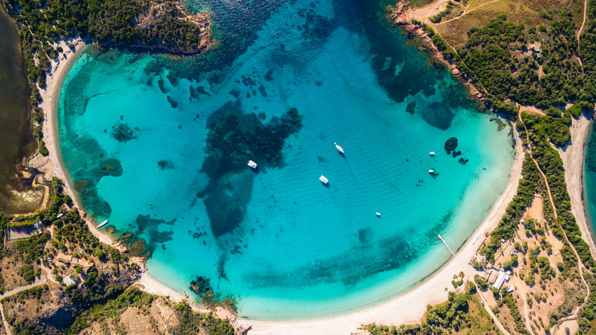 Hier sieht es aus wie auf den Bahamas, ist aber in unter 2 Stunden erreichbar