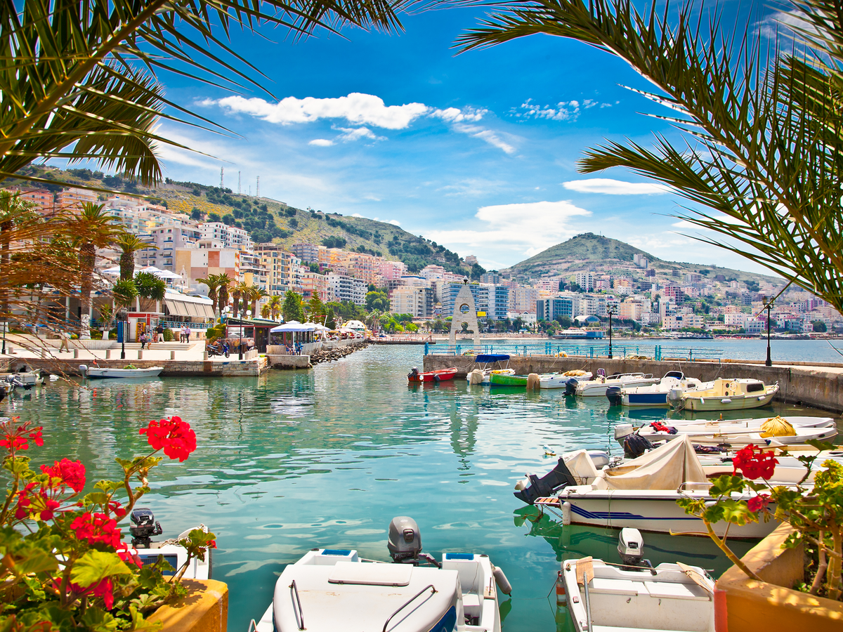 Hafen von Saranda in Albanien