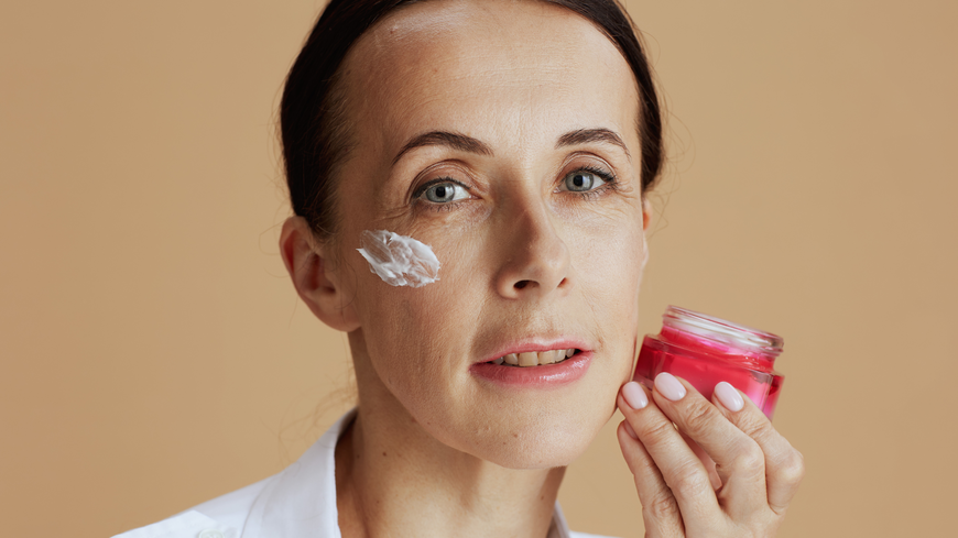 Hyaluron-Creme: Die besten Produkte für einen strahlenden Teint