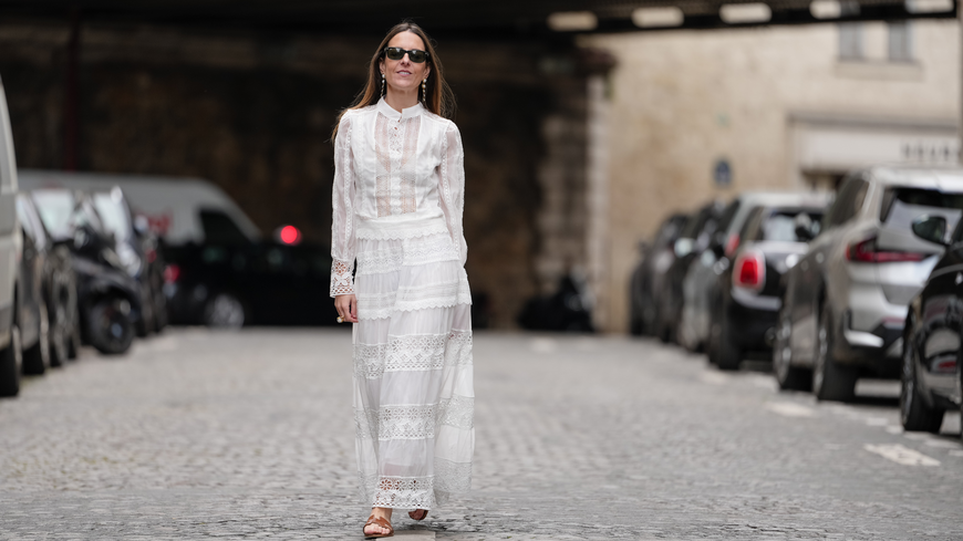 Die 5 schönsten weißen Kleider von H&M für den Sommer 2025