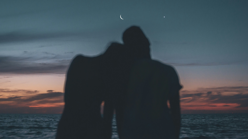 Augen auf: 3 Sternzeichen treffen noch bis Ende September auf ihre große Liebe