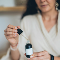 Verträgliche Alternativen zu Retinol: Diese 5 Wirkstoffe haben ähnliche Effekte