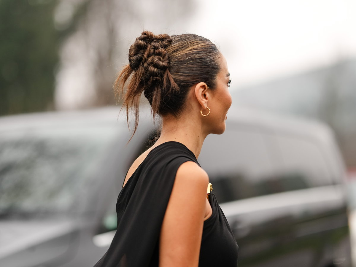 Sleek Updo mit Details