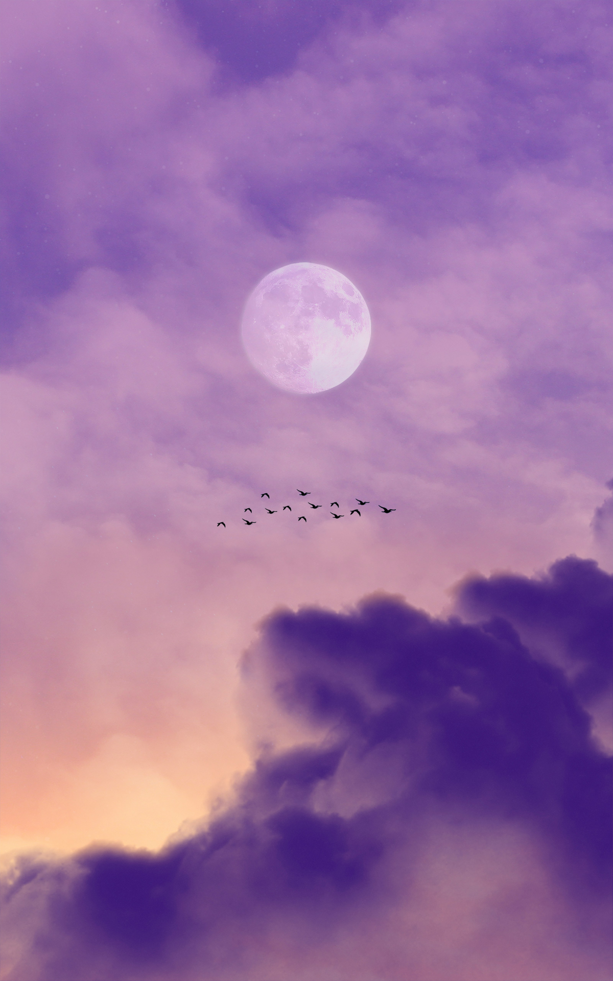 Supervollmond am lila Himmel
