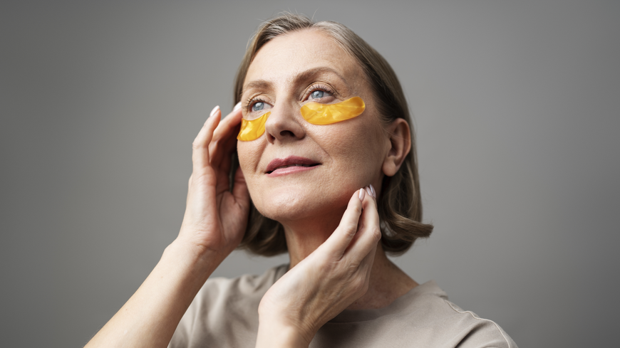 Geschwollene Augen: Diese 5 Beauty-Tipps schenken dir sofort einen wachen Blick