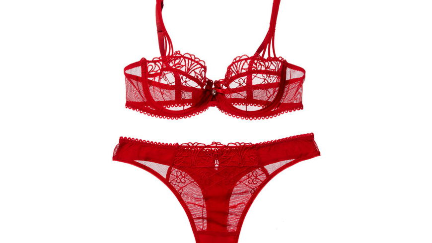 Rote Dessous