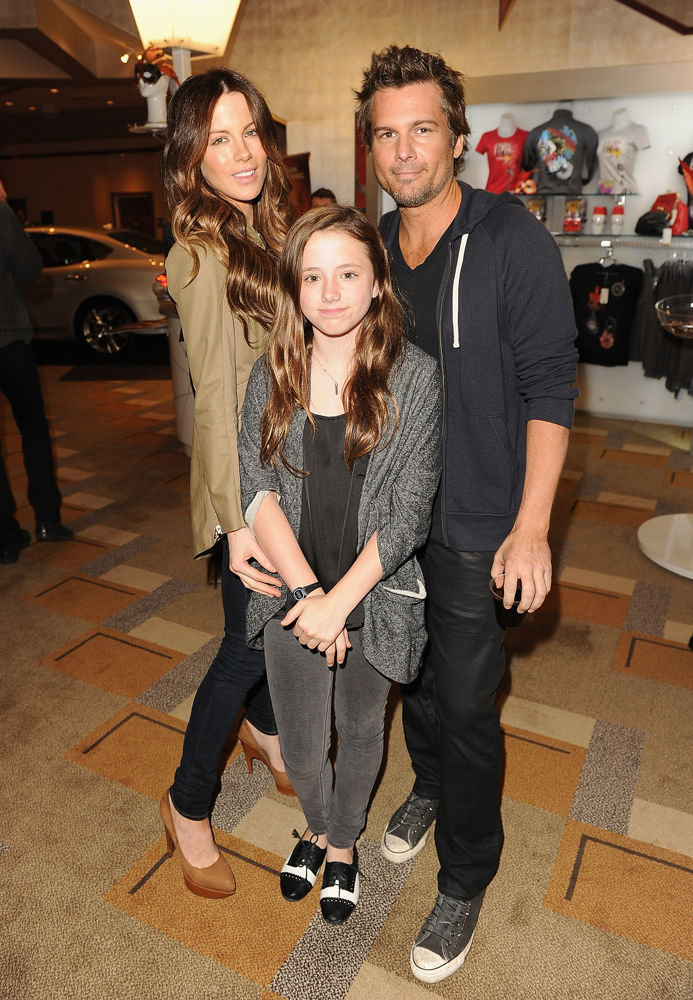 Kate Beckinsale mit Tochter und Mann