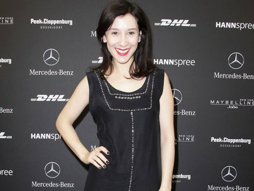 Sibel Kekilli, schwarzes Kleid
