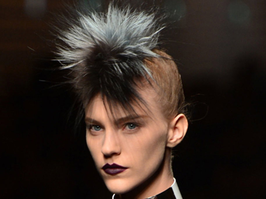 Model Fendi