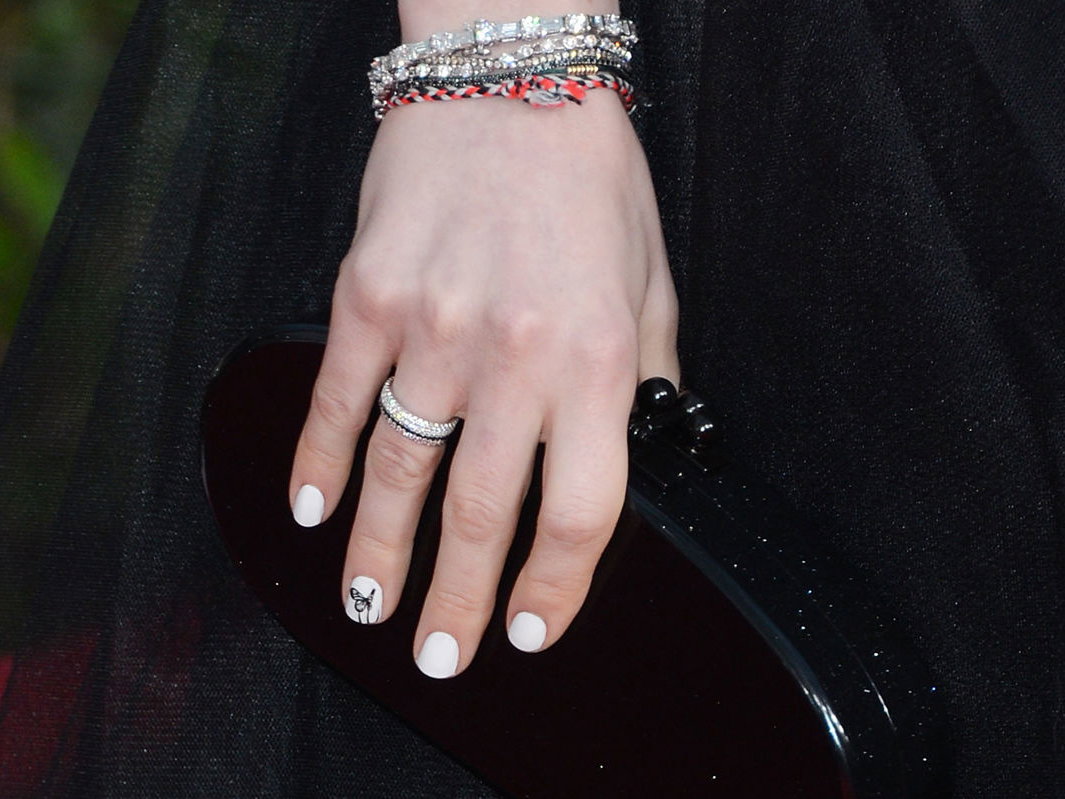 Anne Hathaway