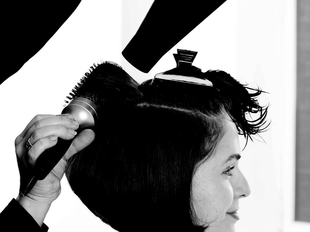 Haare föhnen