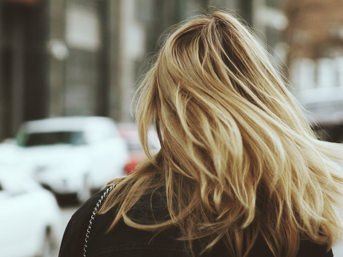 Haare blond