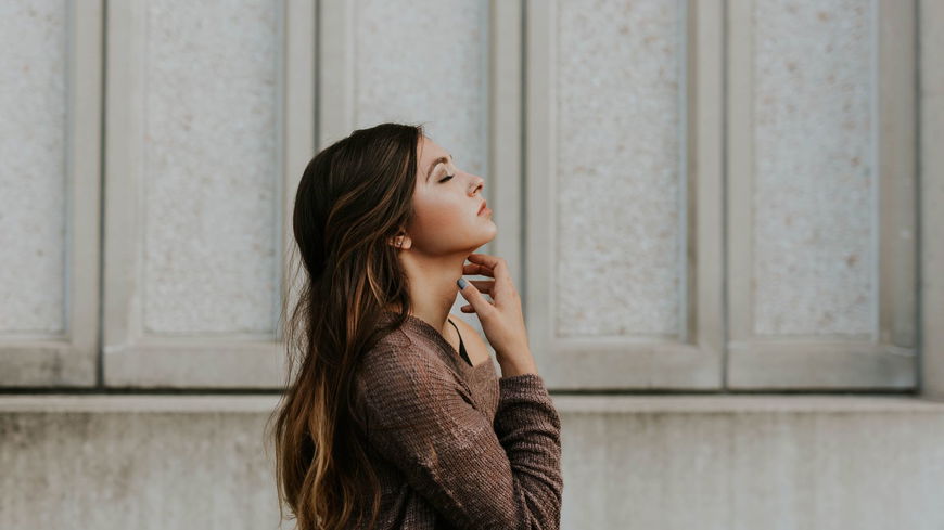 6 Gründe, warum attraktive Frauen so oft Single sind