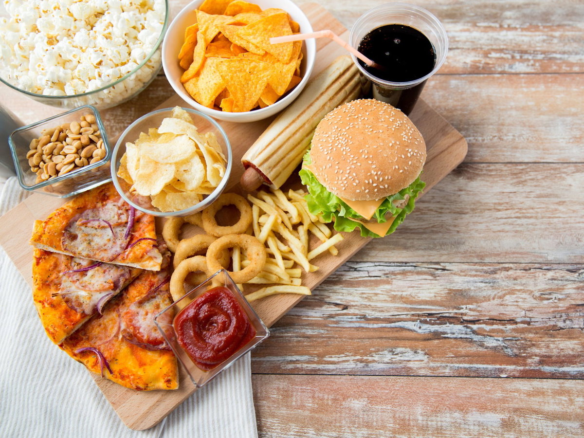 Fast Food und Süßigkeiten