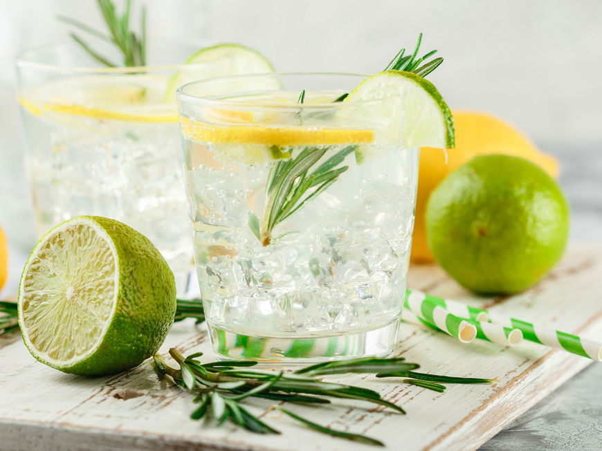 Gin und Wodka bei Heuschnupfen