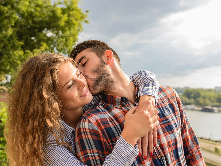 Flirten: Wie finde ich einen Mann?