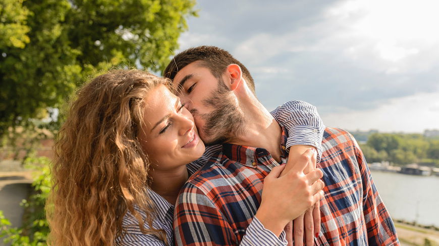 Flirten: Wie finde ich einen Mann?