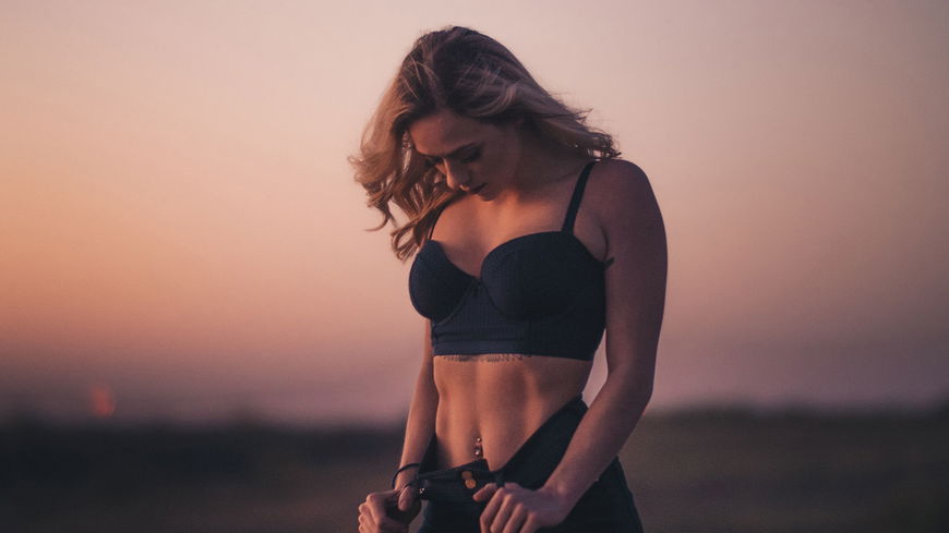 Schritt für Schritt zum Sixpack: Mit diesen Tipps klappt es!