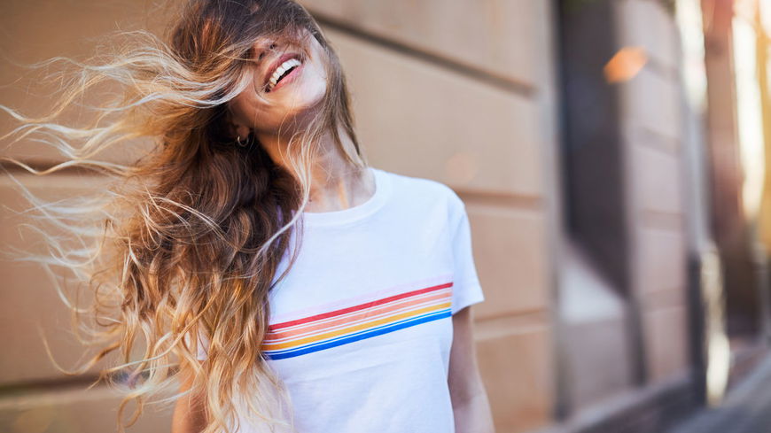 DARUM solltet ihr eure Haare jetzt ausfetten lassen