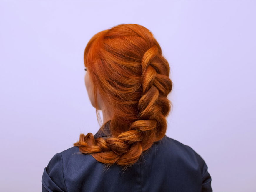 Diese Trend-Frisur wollen jetzt alle haben: So geht der Pull Through Braid