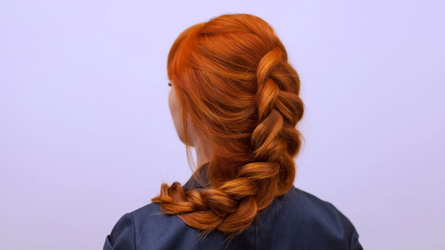 Diese Trend-Frisur wollen jetzt alle haben: So geht der Pull Through Braid