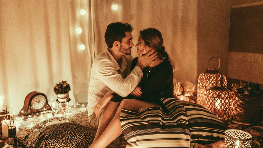 Stay at home: Romantische Ideen für eure Date-Night