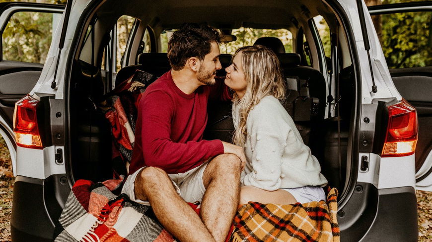 Laut Studie: DAS ist der beliebteste Ort für Outdoor-Sex