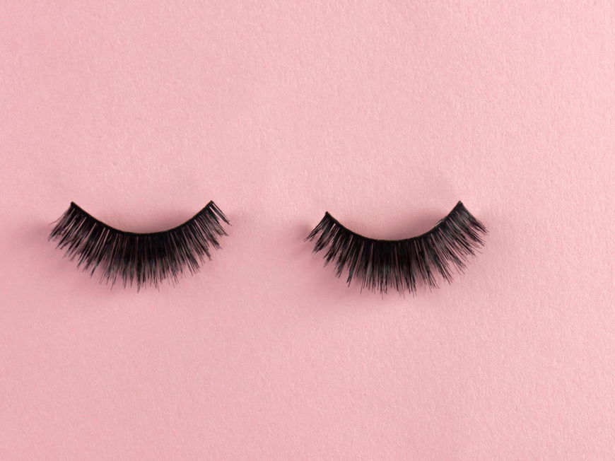 Geschwungene Wimpern: 5 Tipps für einen sexy Augenaufschlag
