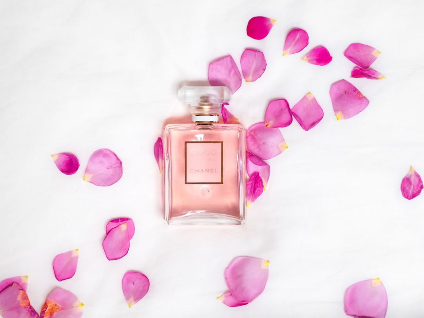 Dieses Parfum passt zu dir – laut Sternzeichen